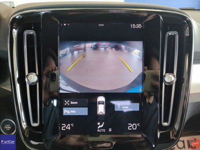Volvo XC40 T4 Recharge Plug-in Hybrid R-design (12)