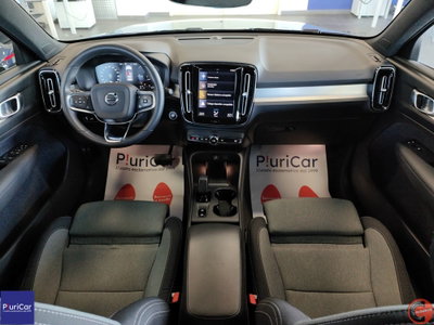 Volvo XC40 T4 Recharge Plug-in Hybrid R-design (3)