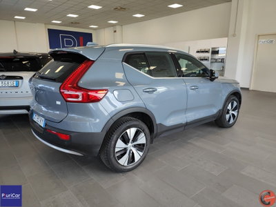 Volvo XC40 T4 Recharge Plug-in Hybrid R-design (8)