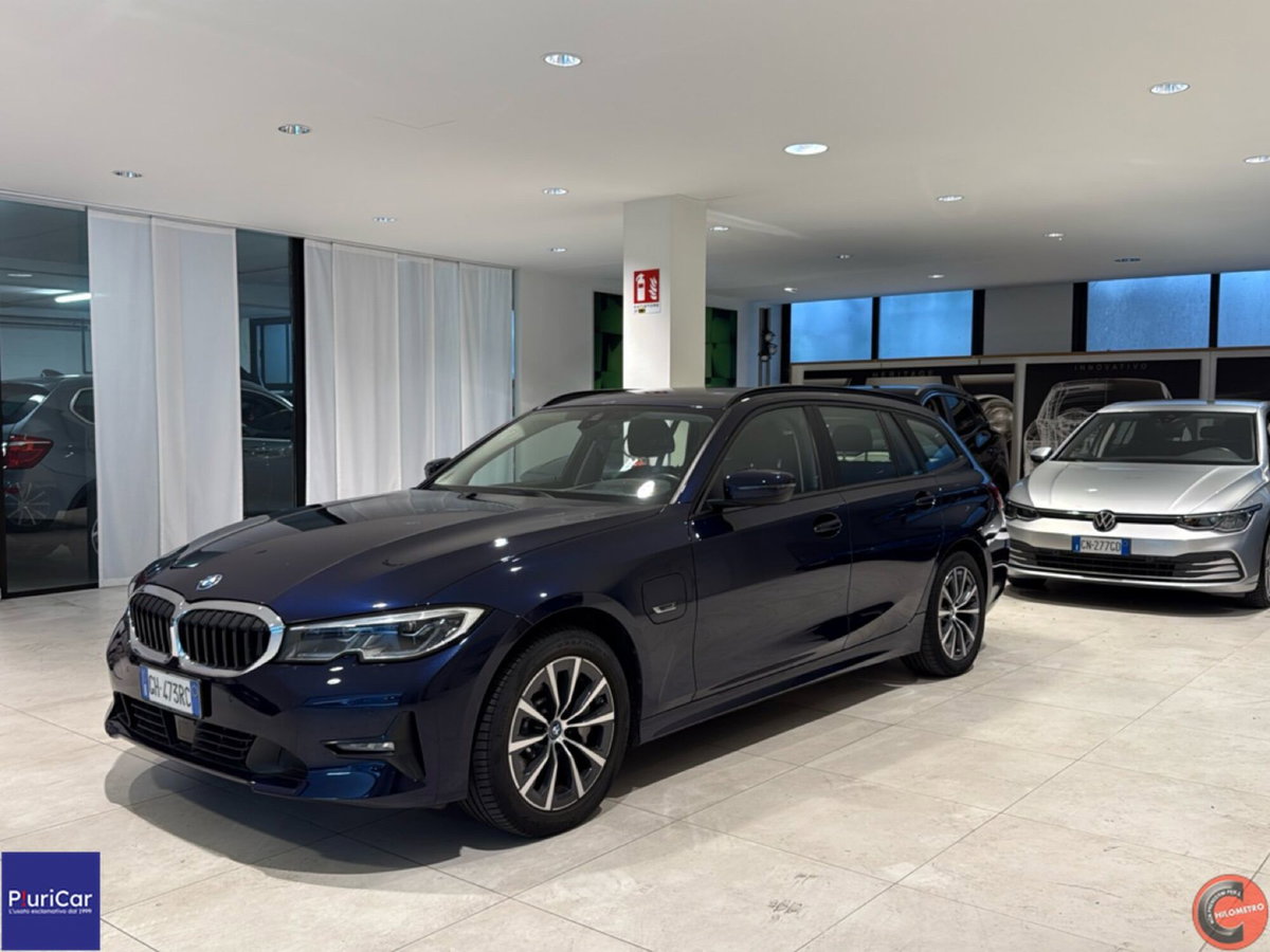 BMW Serie 3 Touring 330e xDrive