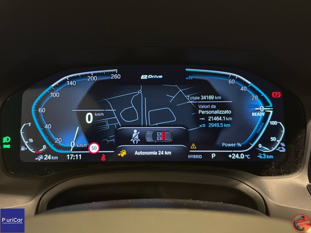 BMW Serie 3 Touring 330e xDrive (10)