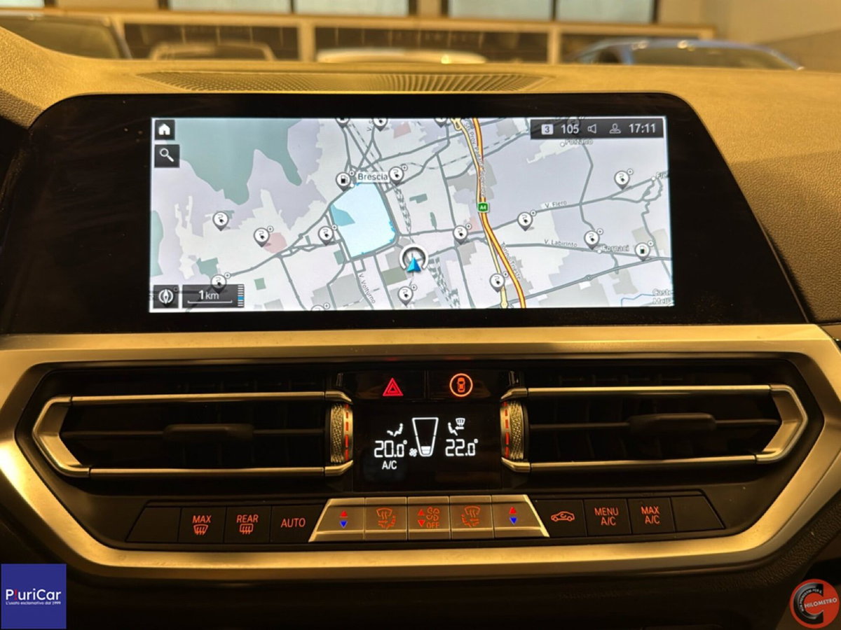 BMW Serie 3 Touring 330e xDrive (11)