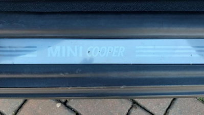 MINI Mini 1.6 16V Cooper D (19)