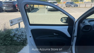 Toyota Aygo X 1.0 Active 72cv (17)