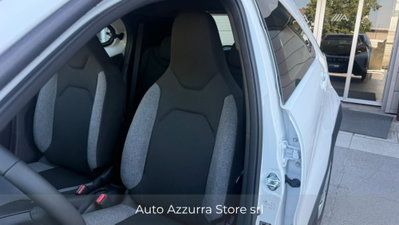 Toyota Aygo X 1.0 Active 72cv (8)
