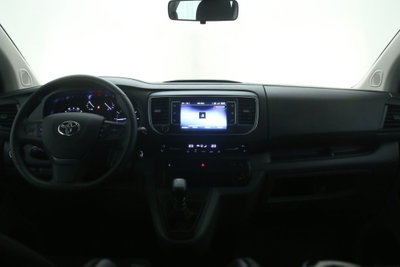 Toyota Proace Verso Verso 2.0D 150 CV L2 D Executive (6)