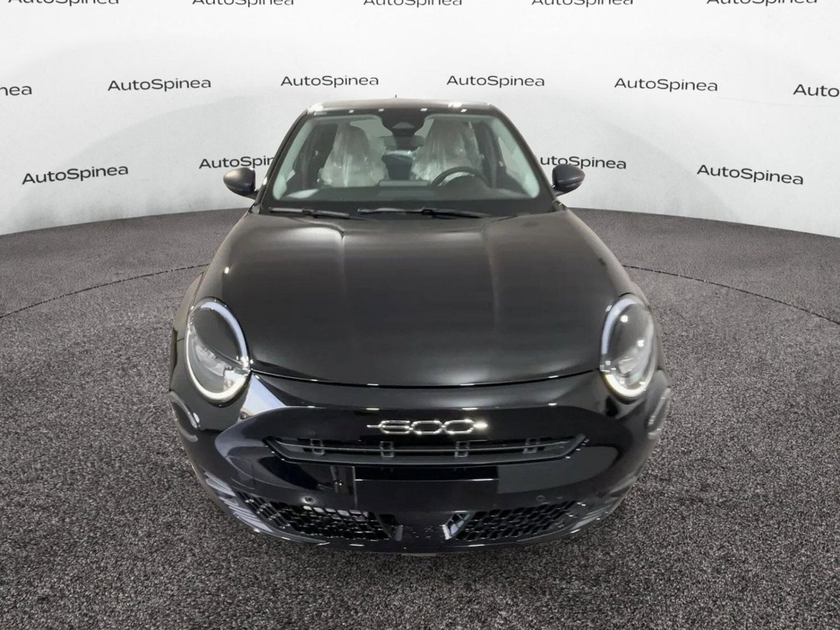 Fiat 600 1.2 Business 100cv (2)