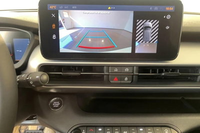 Jeep Avenger 1.2 turbo e-hybrid mhev Summit fwd 110cv edct6 (15)