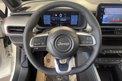 Jeep Avenger 1.2 turbo e-hybrid mhev Summit fwd 110cv edct6 (8)