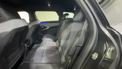 Peugeot 5008 1.2 hybrid GT 145cv 7p.ti e-dcs6 (12)