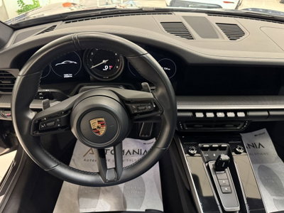Porsche 911 Coupé Carrera 4S (17)
