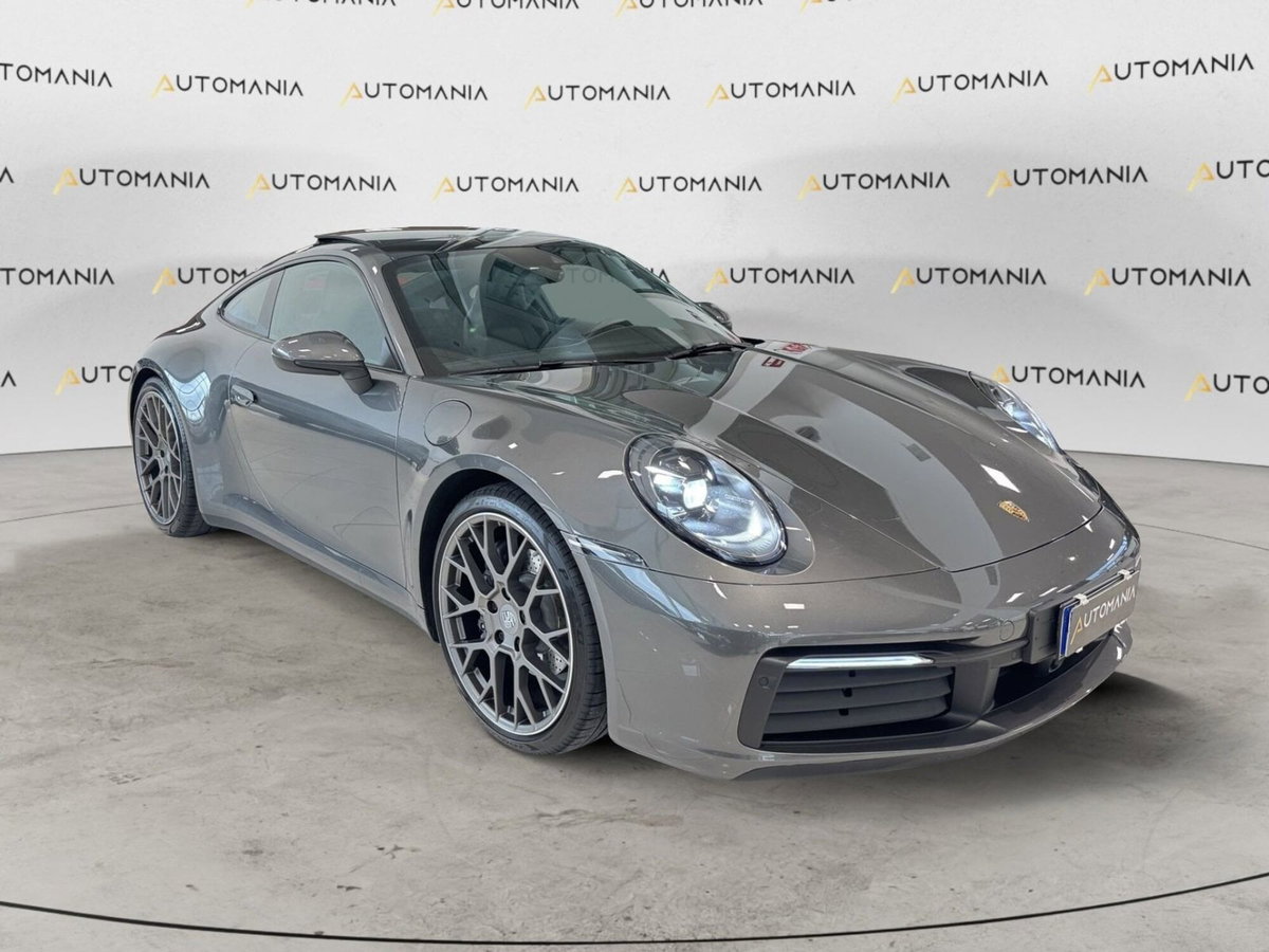 Porsche 911 Coupé Carrera 4S (3)