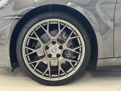 Porsche 911 Coupé Carrera 4S (9)