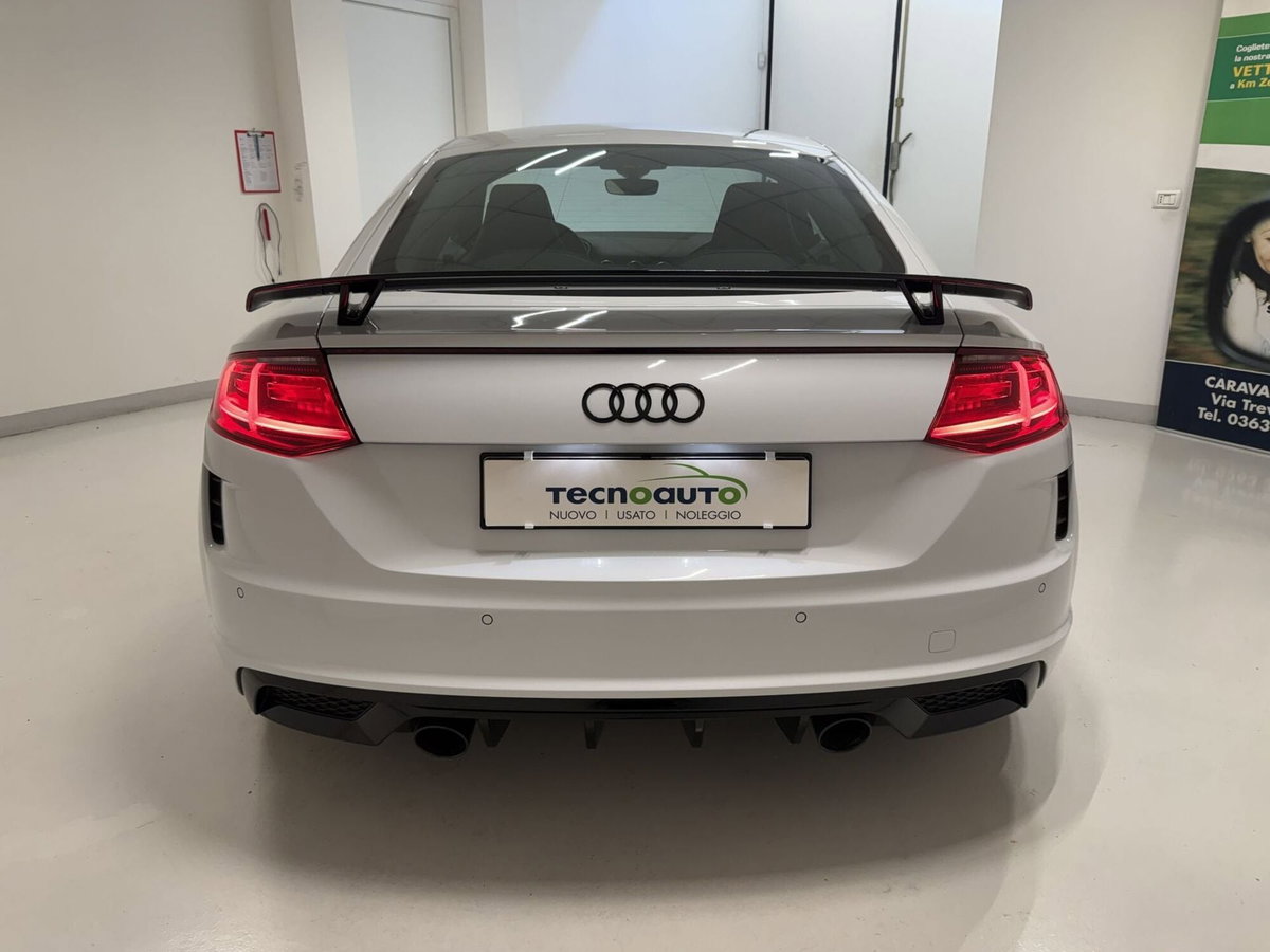 Audi TT Coupé Coupe 45 2.0 tfsi quattro s-tronic (14)