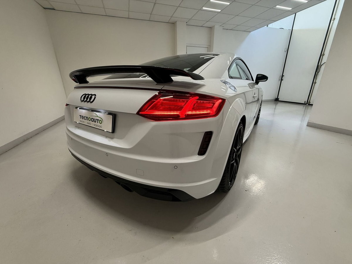 Audi TT Coupé Coupe 45 2.0 tfsi quattro s-tronic (16)