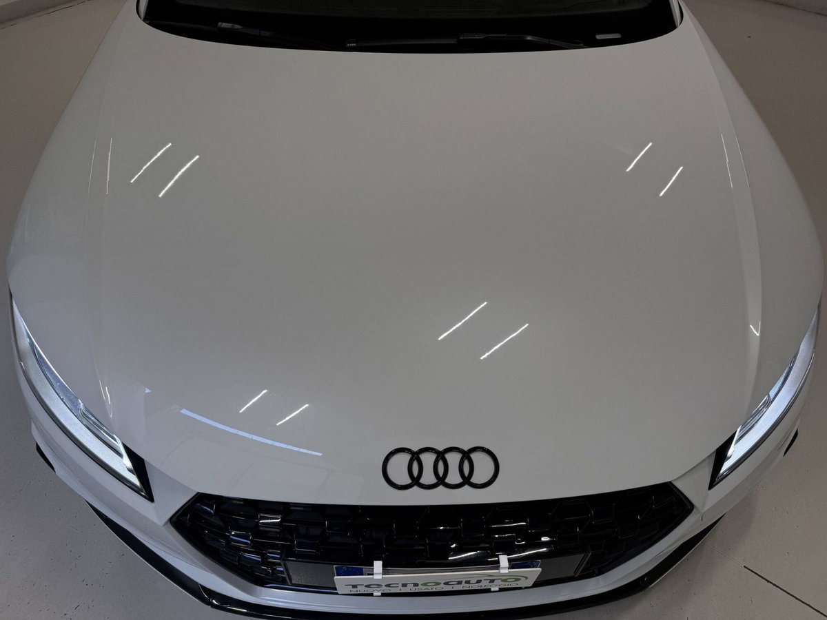 Audi TT Coupé Coupe 45 2.0 tfsi quattro s-tronic (18)