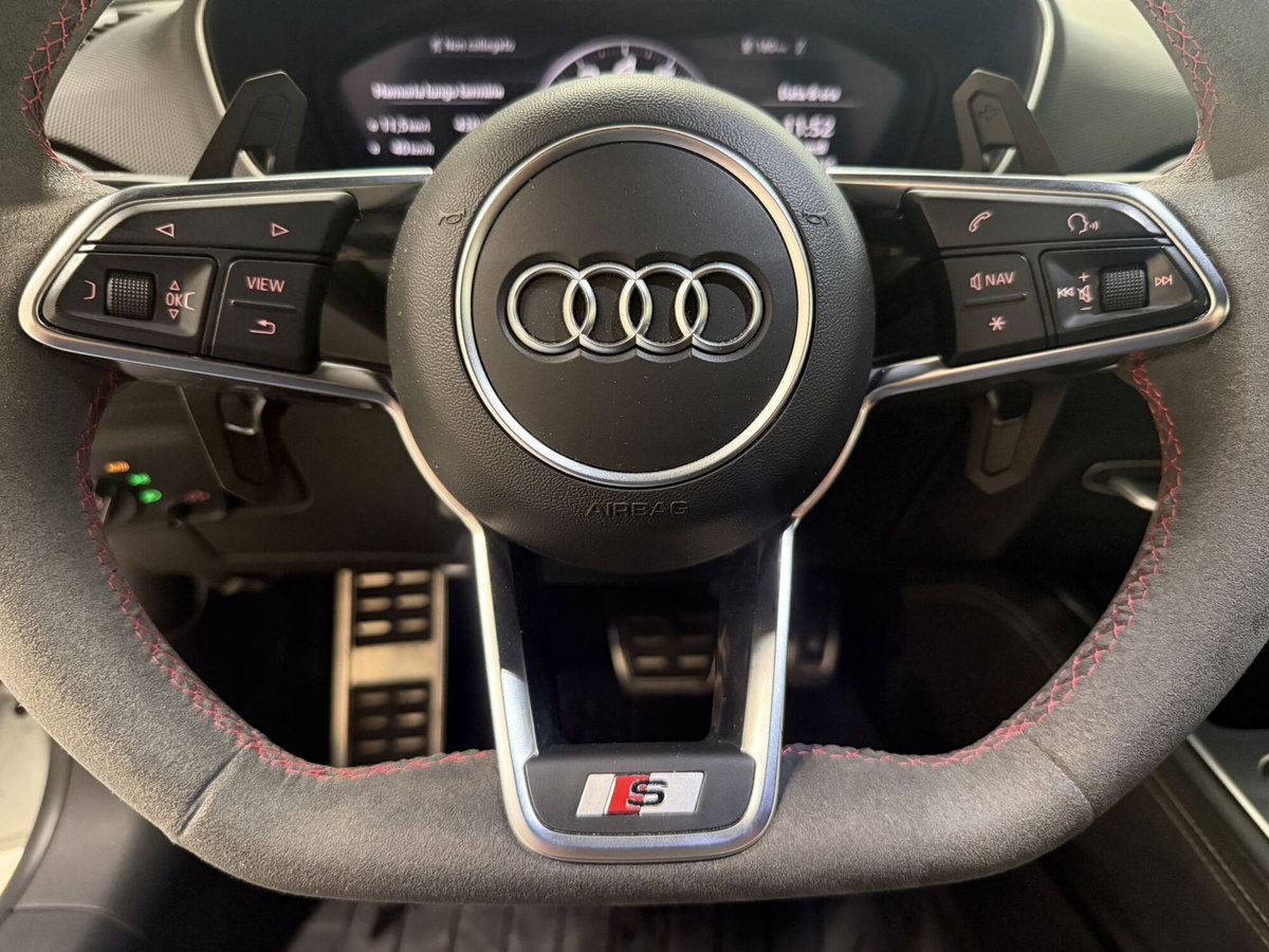 Audi TT Coupé Coupe 45 2.0 tfsi quattro s-tronic (4)