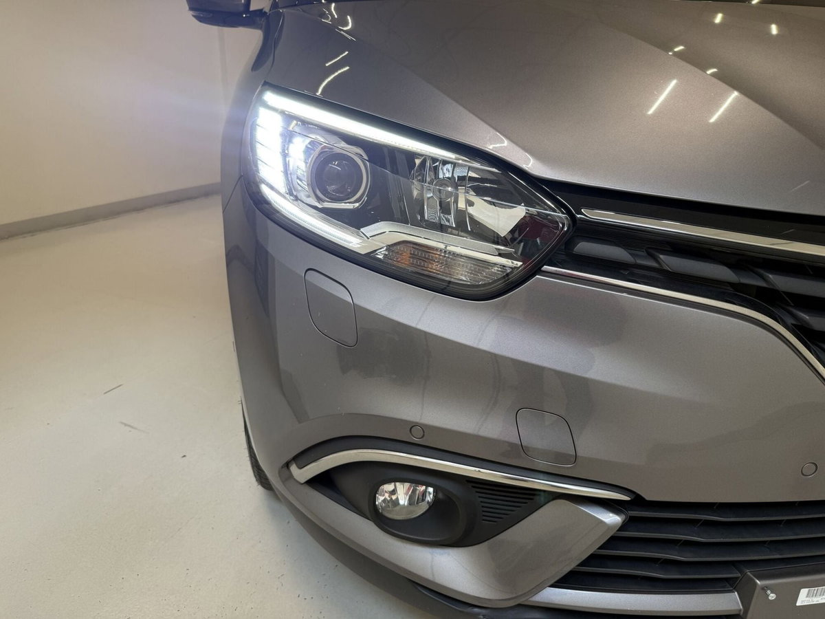Renault Grand Scénic 1.3 tce Intens 140cv fap my19 (15)