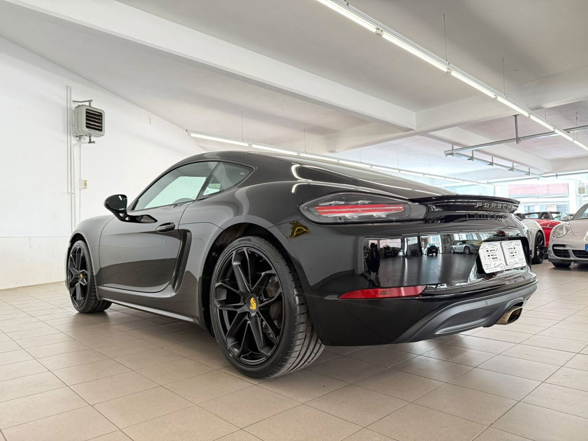 Porsche 718 Cayman  Cayman 2.0 300cv (6)
