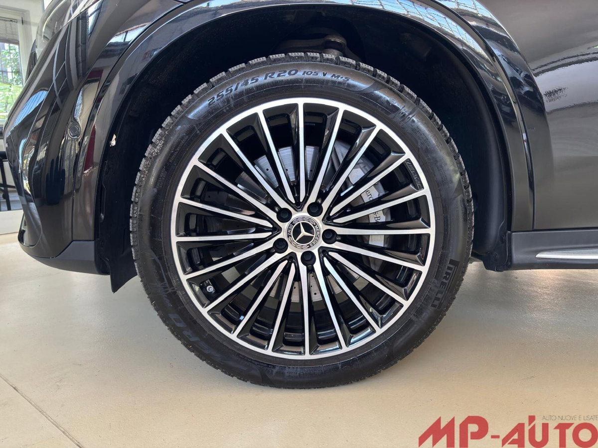 Mercedes-Benz GLC SUV 220 d AMG Line Premium Plus 4matic auto (8)