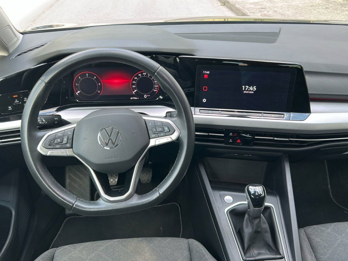 Volkswagen Golf 2.0 TDI SCR Life (11)