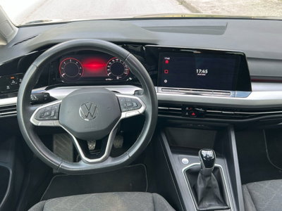 Volkswagen Golf 2.0 TDI SCR Life (11)