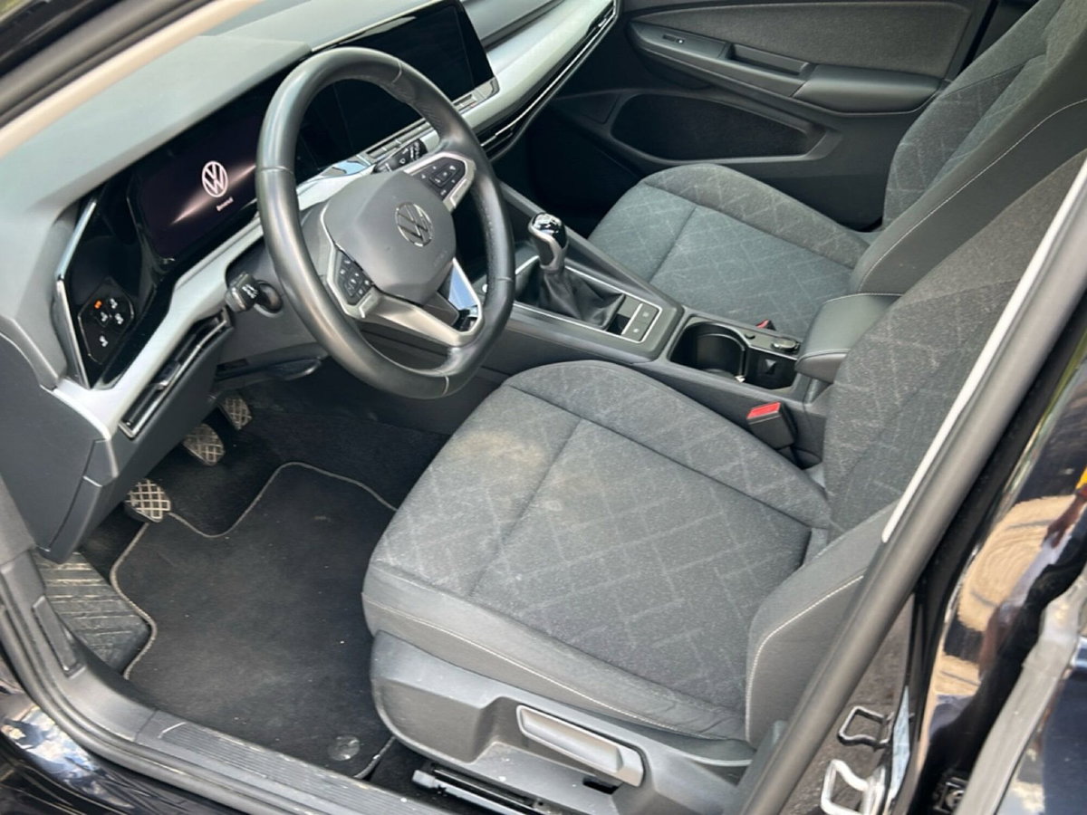 Volkswagen Golf 2.0 TDI SCR Life (9)