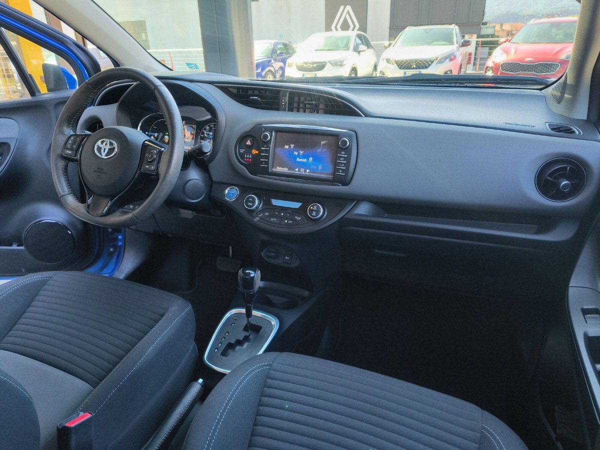 Toyota Yaris 1.5 Hybrid 5 porte Active (10)