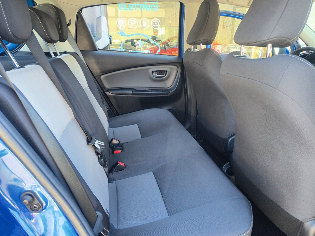 Toyota Yaris 1.5 Hybrid 5 porte Active (11)