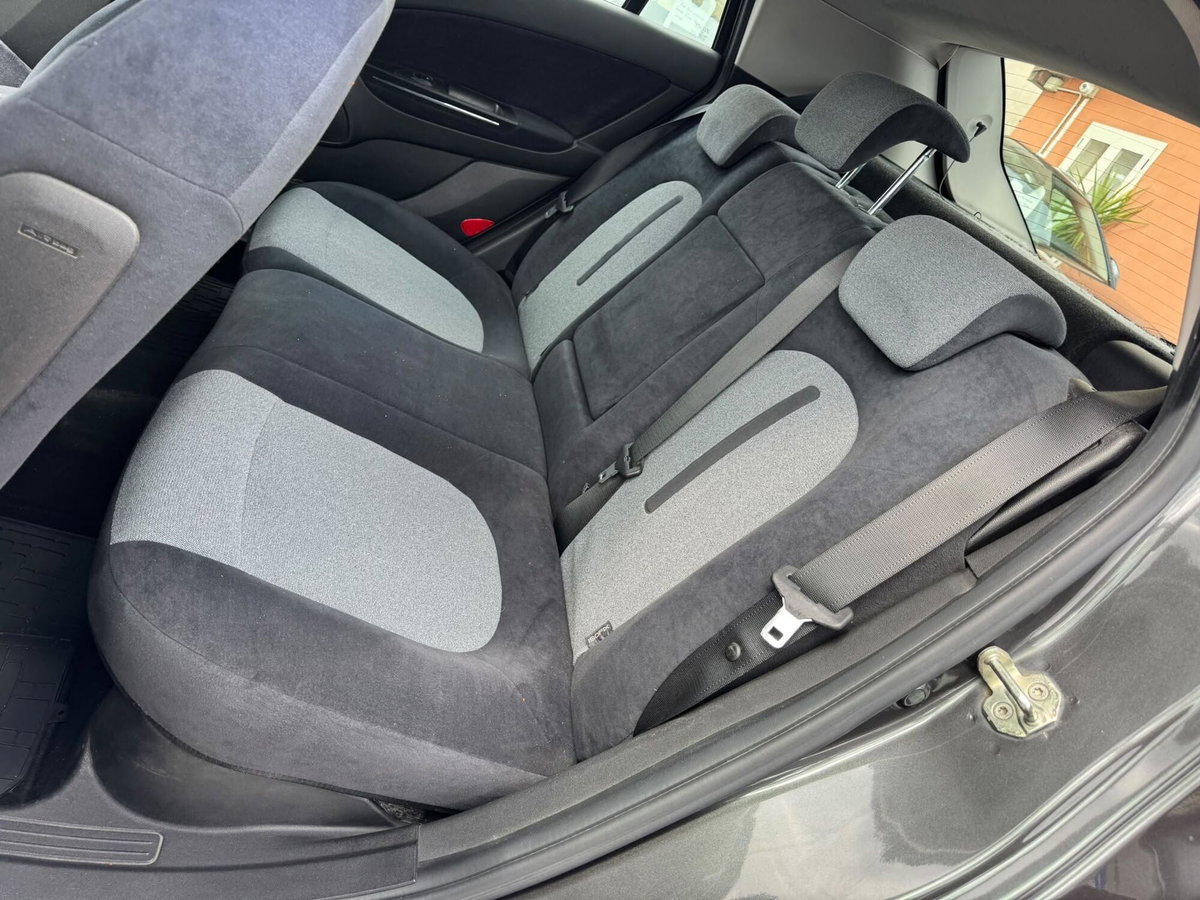 Fiat Bravo 1.9 MJT 120 CV Emotion (12)
