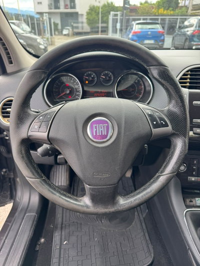 Fiat Bravo 1.9 MJT 120 CV Emotion (7)
