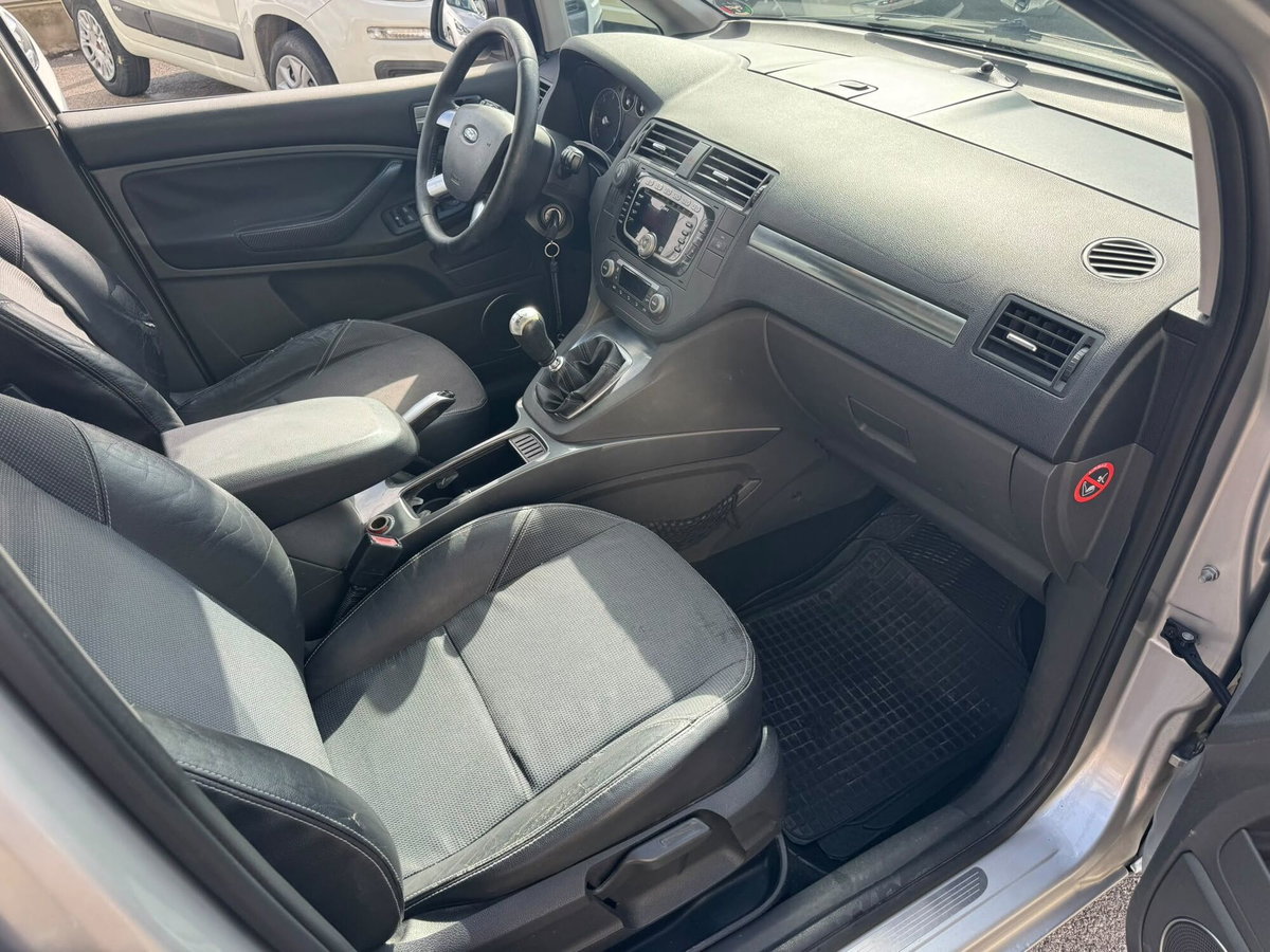 Ford C-Max 1.6 TDCi 90 CV Titanium (10)