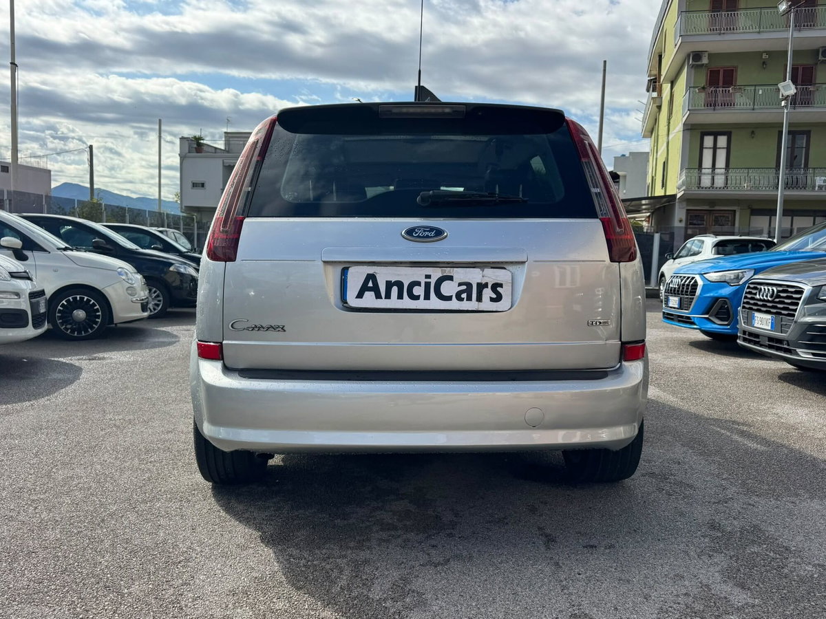 Ford C-Max 1.6 TDCi 90 CV Titanium (16)