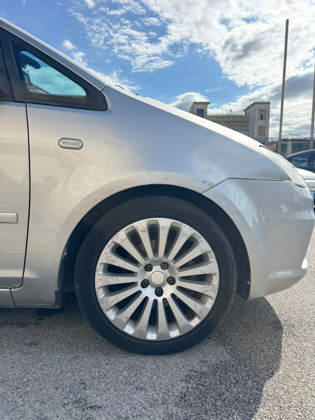 Ford C-Max 1.6 TDCi 90 CV Titanium (18)