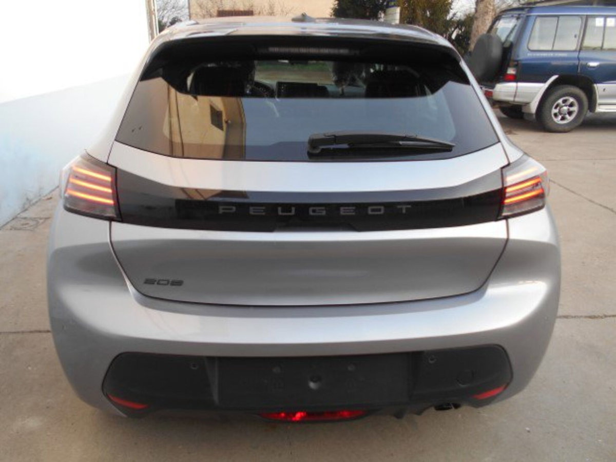 Peugeot 208 100 S&S 5p. Mix (9)