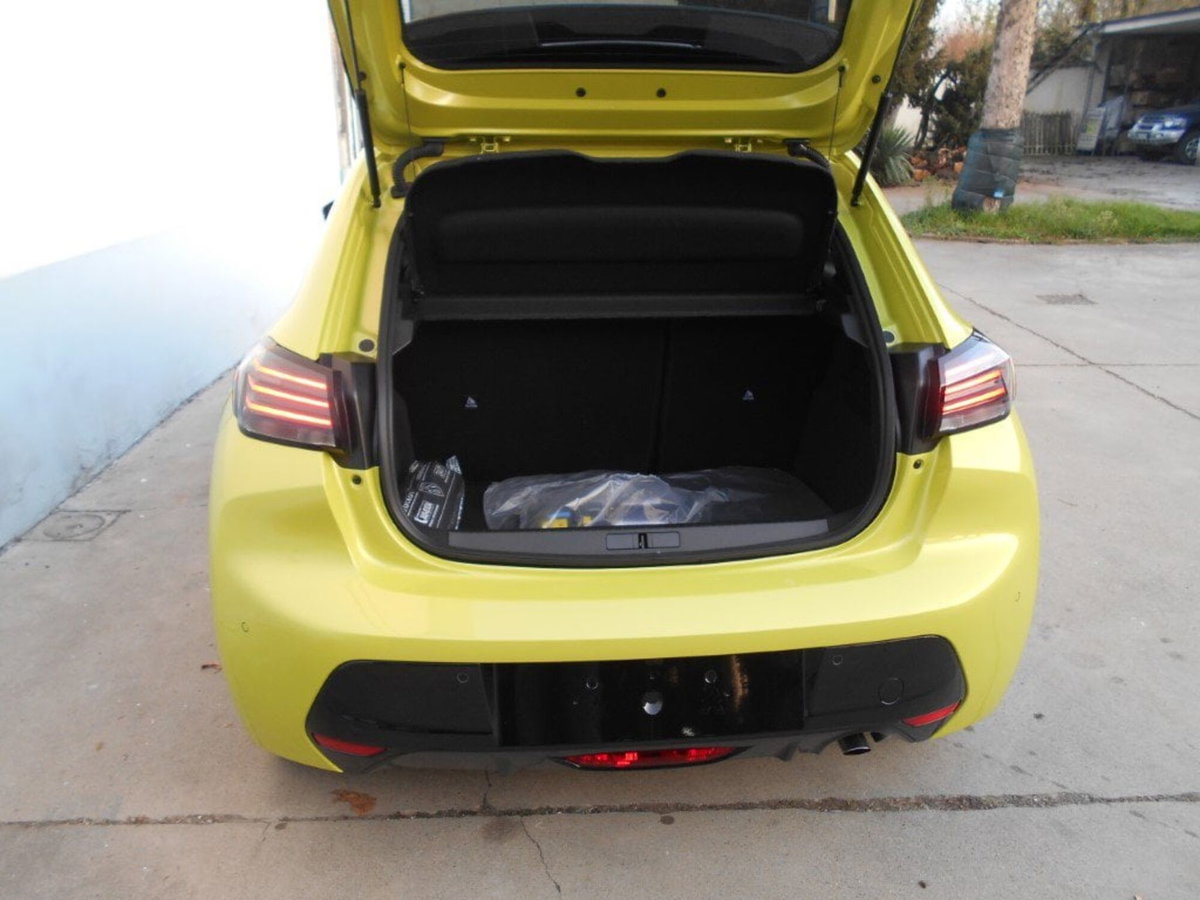 Peugeot 208 PureTech 100 Stop&Start 5 porte Allure (13)