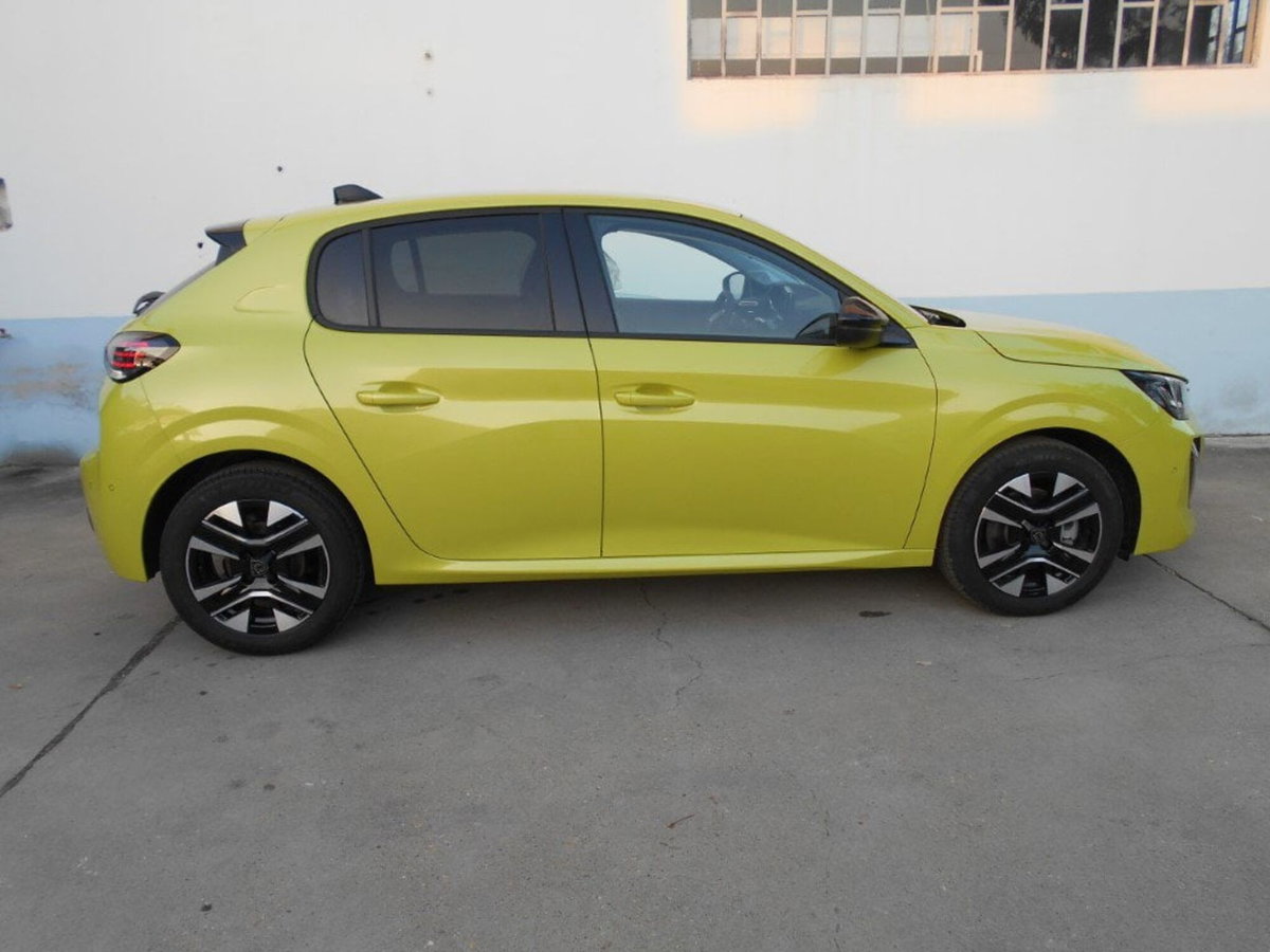 Peugeot 208 PureTech 100 Stop&Start 5 porte Allure (14)