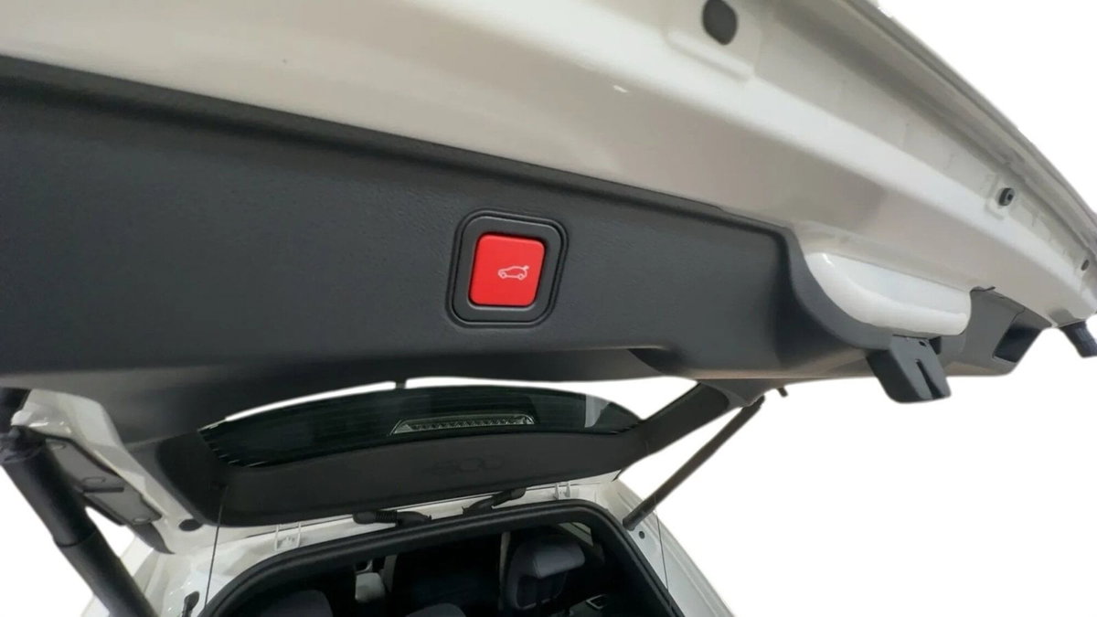 Fiat 600 1.2 hybrid Sport 145cv auto (7)
