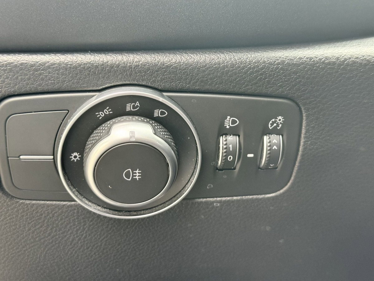 Alfa Romeo Tonale 1.5 hybrid Sprint 130cv tct7 (13)