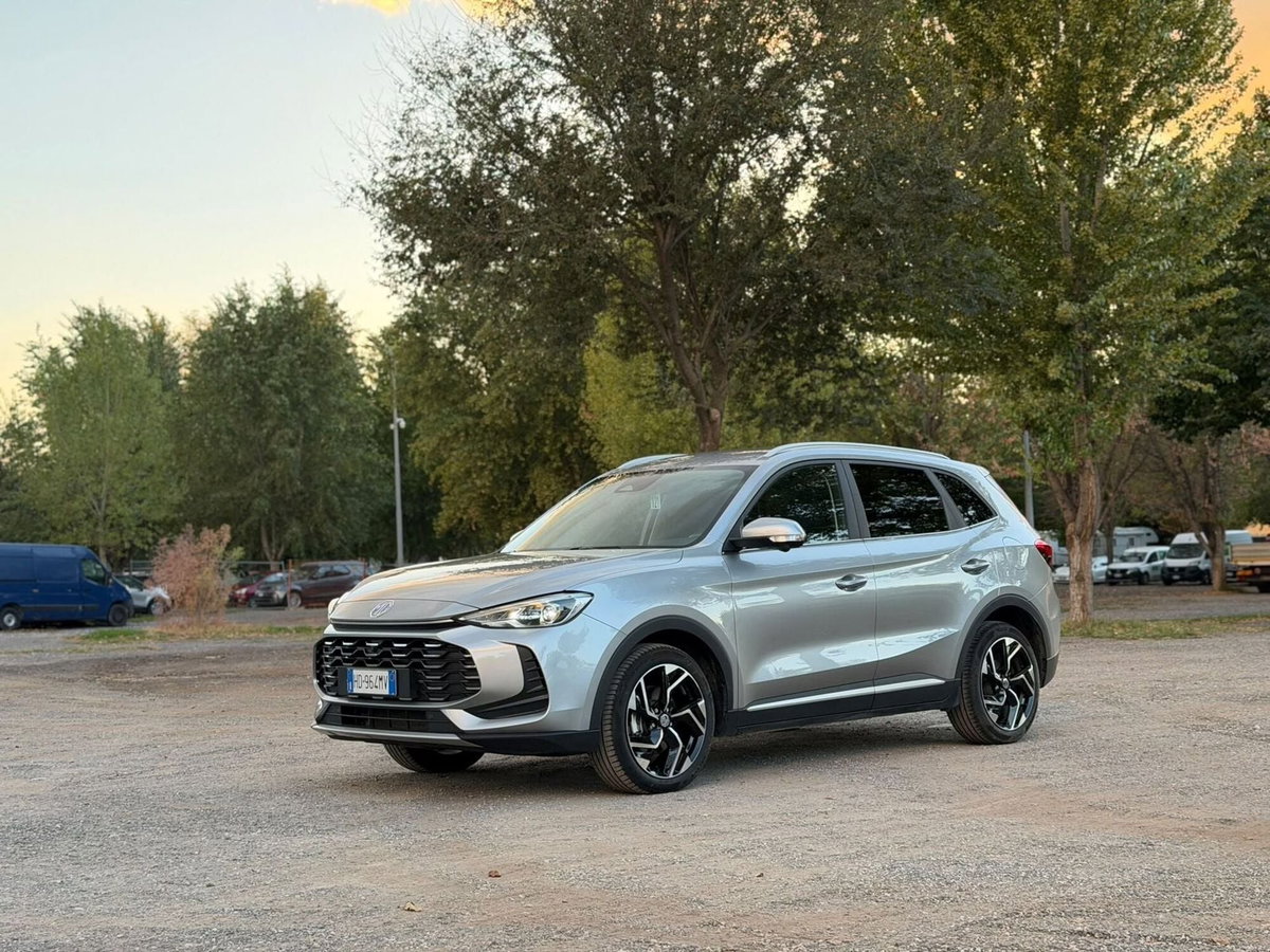 Mg ZS 1.5 hybrid+ Luxury auto