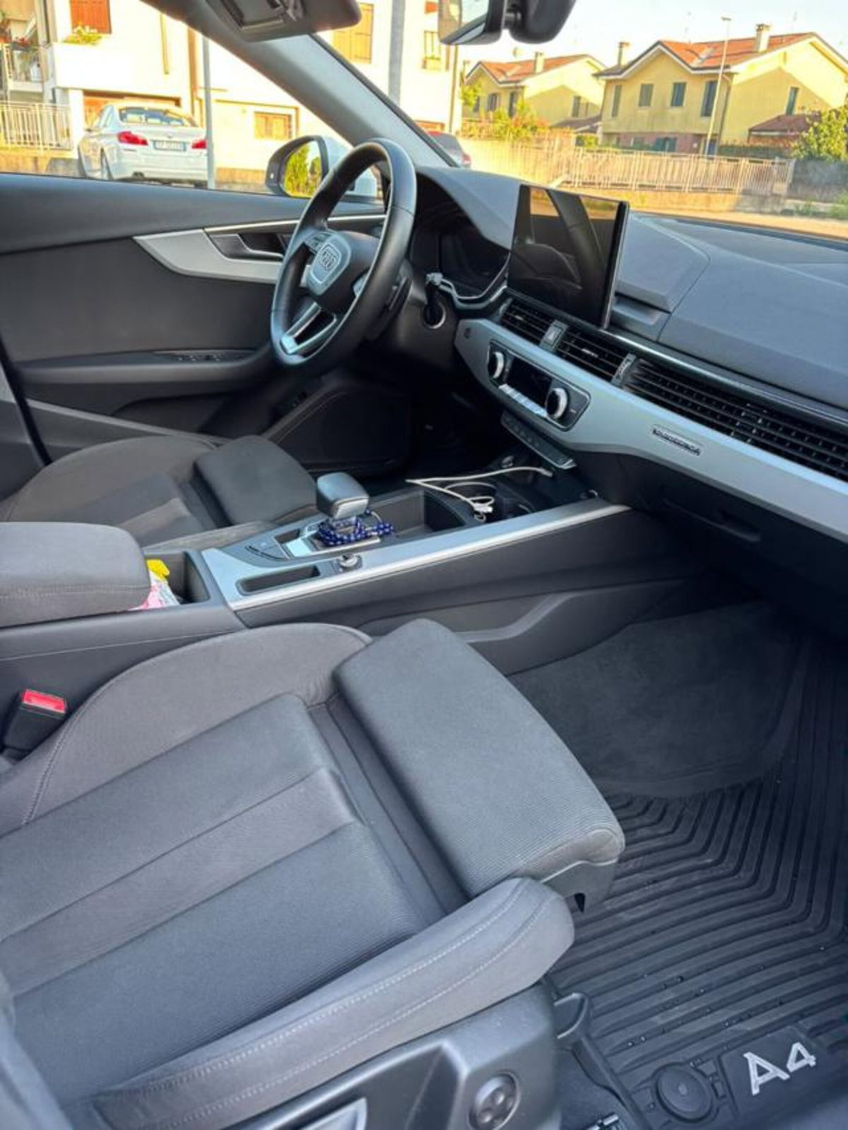 Audi A4 Avant 40 TDI quattro S tronic S line edition (11)
