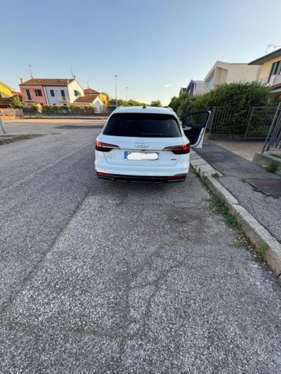 Audi A4 Avant 40 TDI quattro S tronic S line edition (6)