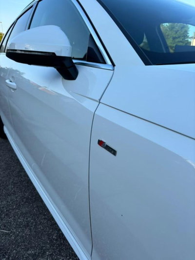 Audi A4 Avant 40 TDI quattro S tronic S line edition (7)
