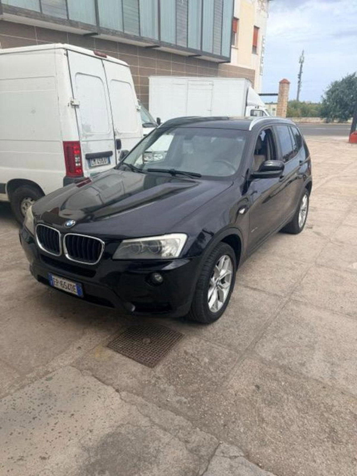 BMW X3 sDrive18d Futura (2)