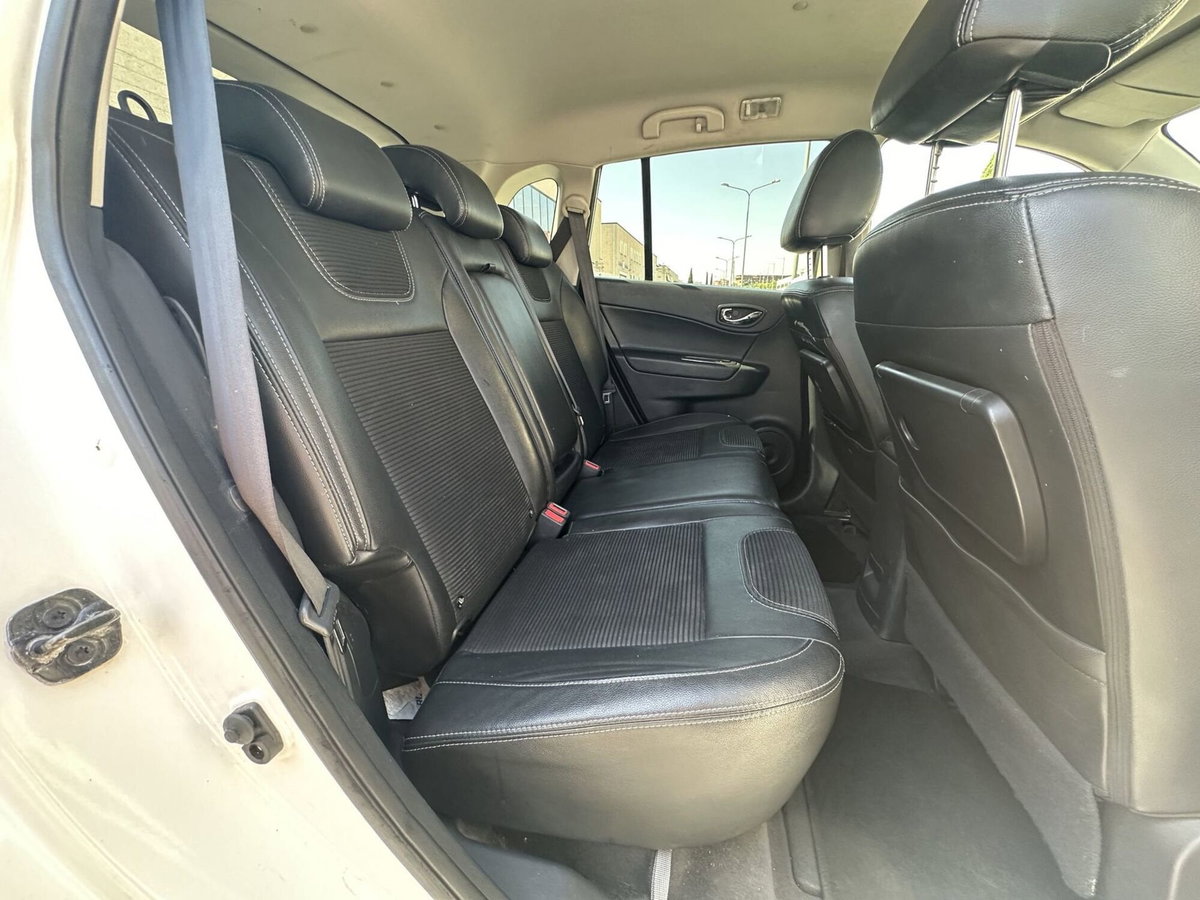 Renault Koleos 2.0 dCi 150CV 4X4 Limited ESM (14)