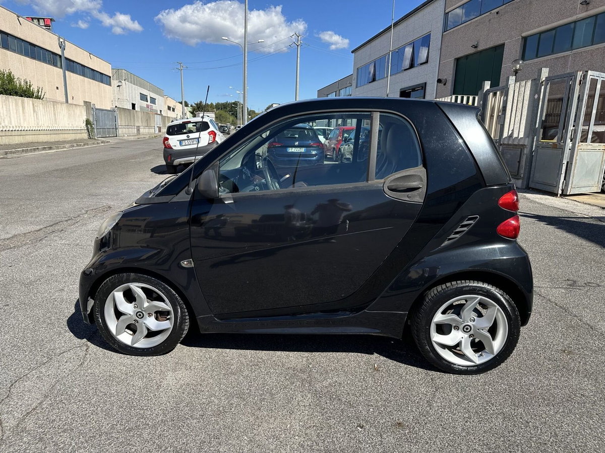 smart Fortwo 1000 52 kW MHD coupé pulse (3)