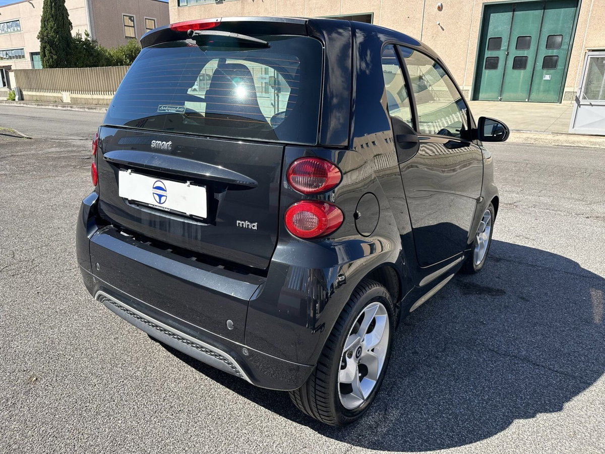 smart Fortwo 1000 52 kW MHD coupé pulse (6)