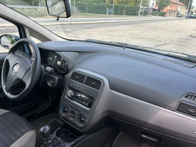 Fiat Grande Punto 1.2 3 porte (8)