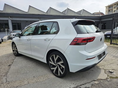 Volkswagen Golf 1.5 eTSI 130 CV EVO ACT DSG Life (5)