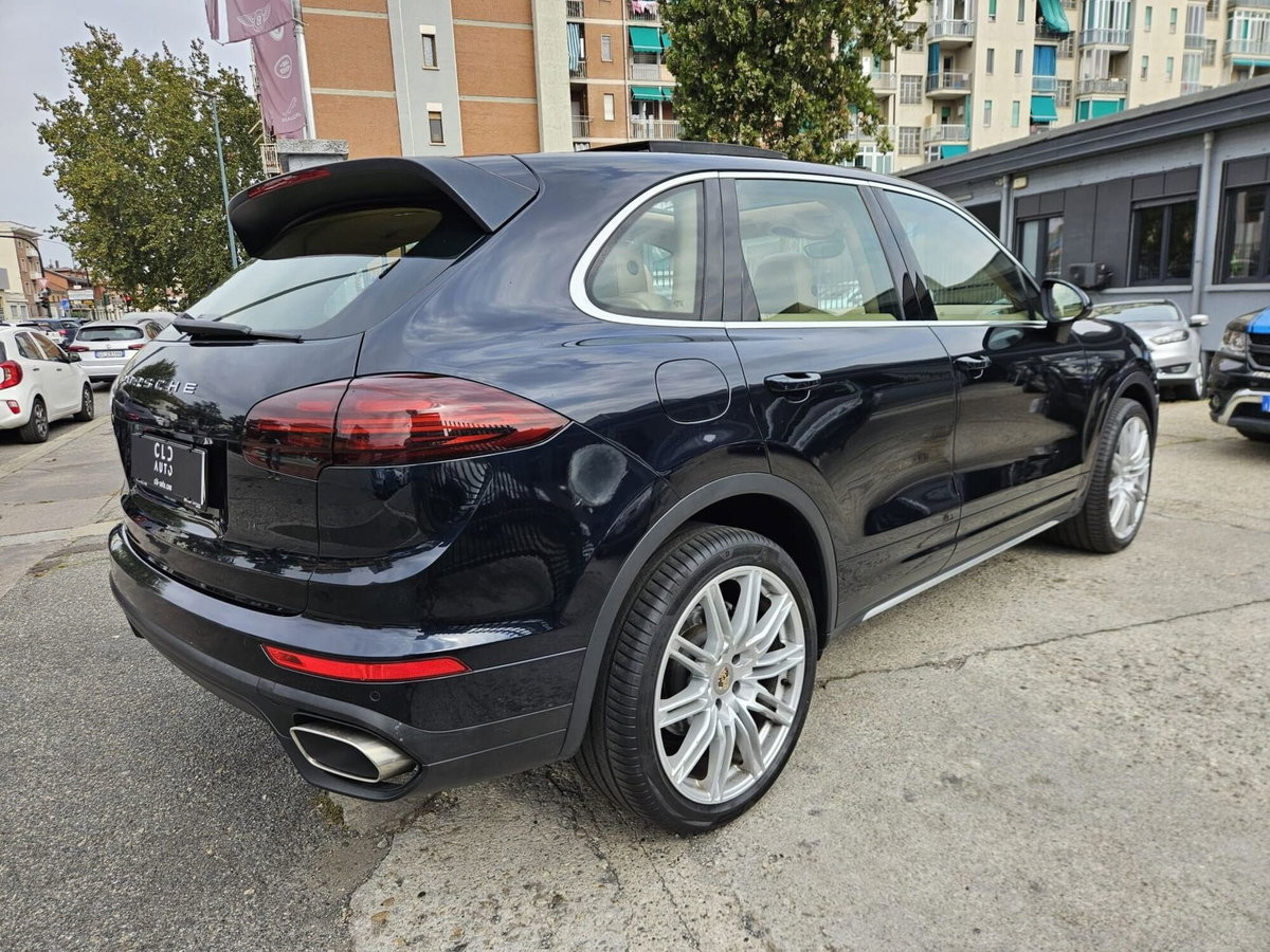 Porsche Cayenne 3.0 Diesel Platinum Edition (4)